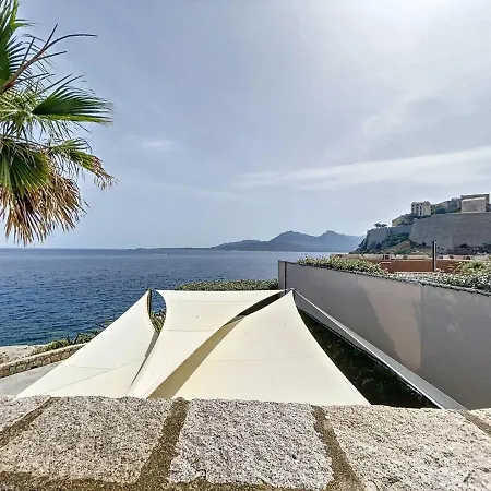 En Bord De Mer Avec Piscine Interieure Et Vues Splendides Sur La Mediterranee Et Citadelle De Calvi - Fr-1-719-4 Villa Calvi (Corsica)