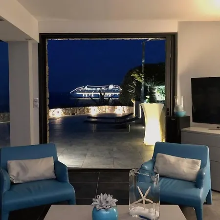 Villa En Bord De Mer Avec Piscine Interieure Et Vues Splendides Sur La Mediterranee Et Citadelle De Calvi - Fr-1-719-4 Calvi (Corsica)